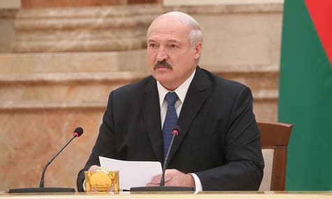 Лукашенко поручил найти замену деньгам, которые Минск теряет из РФ: «Война идет, а вы болтовней занимаетесь»