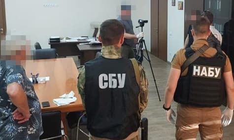 Правоохранители заподозрили топ-чиновников Запорожской области в хищении гуманитарной помощи
