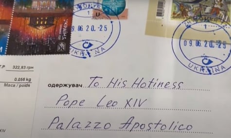 Папі Римському прийшов лист від українця, де замість «Ваша Святосте» написали «Ваша Привабливосте»