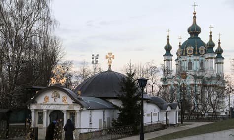 Суд обязал снести «храм-МАФ» возле Десятинной церкви в Киеве