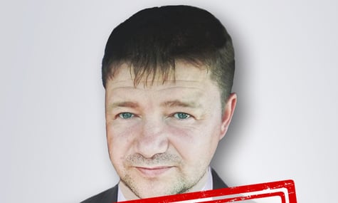 Глава колонии в рф, где замучили пытками журналистку Рощину и главу Днепрорудного Матвеева, получил заочное подозрение — СБУ