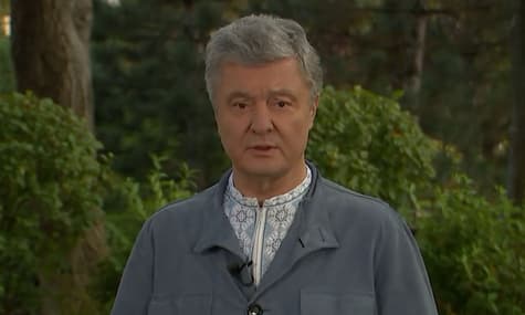 «Вдягайте маску не на кадик, а на обличчя». Порошенко заявив, що одужав від коронавірусу і повертається до роботи