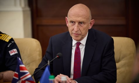 Міністр оборони Великої Британії Джон Гілі Міністр оборони Великої Британії Джон Гілі