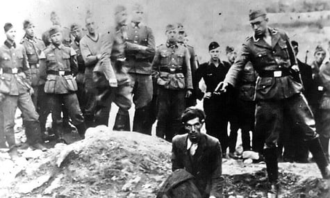 Німецький історик вважає, що встановив вбивцю зі всесвітньо відомого фото часів Голокосту «Останній єврей у Вінниці»