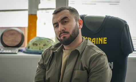 «Було враження, що АОЗ — це кульгава качка». Керівник Агенції оборонних закупівель про іфтар на квартирі Міндіча і 20 мільйонів дронів
