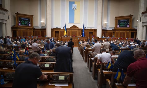 Стефанчук підписав постанову про відновлення трансляцій Ради. Вперше за майже 4 роки на «Раді» покажуть засідання
