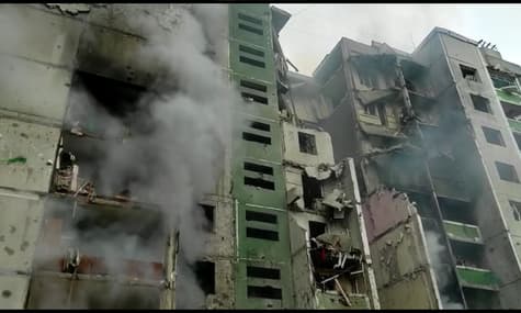 Авіаудари у Чернігові: під завалами вже знайшли тіла 33 загиблих людей