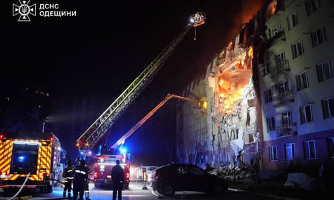 росіяни вдарили по багатоповерхівці в Одесі — загинули троє людей, серед них дитина