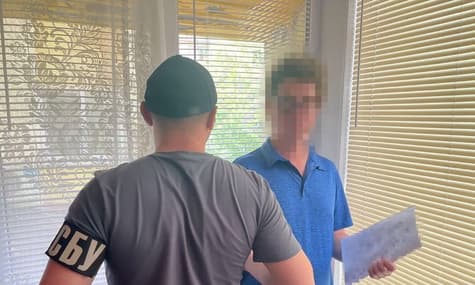 Чиновник Херсонской ОВА в период оккупации работал на россиян, его задержали — СБУ