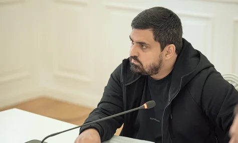 Зеленський звільнив голову КМВА Ткаченка