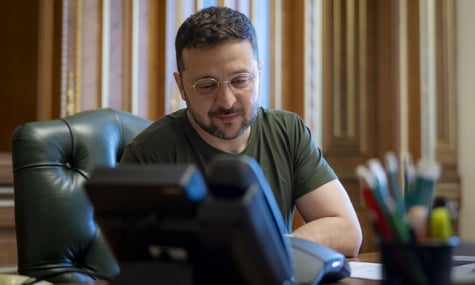 Зеленський поговорив із Трампом та Рютте після того, як США підтвердили продаж зброї для України