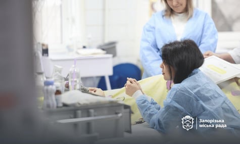 «Лікарі оперували 6 годин»: секретар міськради Запоріжжя розповіла про стан дітей, постраждалих від удару рф 3 лютого