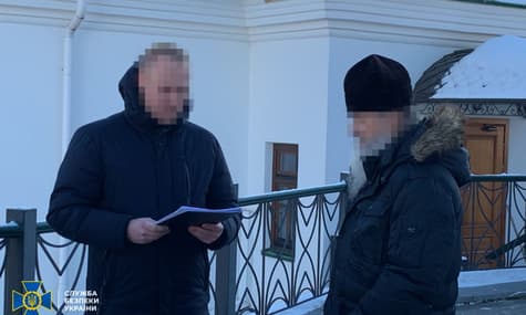 СБУ сообщила о подозрении священнику Киево-Печерской лавры за песню о россии