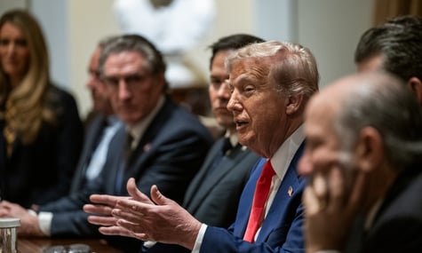 Трамп у відмінному стані: лікар показав результати медогляду президента США