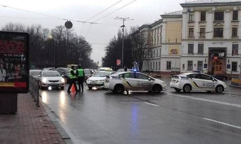 У центрі Києва обмежать рух транспорту до липня 2019-го через ремонт електромереж
