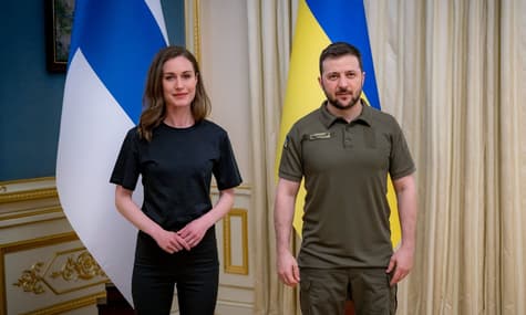 Премьер Финляндии приехала в Киев и пообещала помощь в восстановлении украинских городов