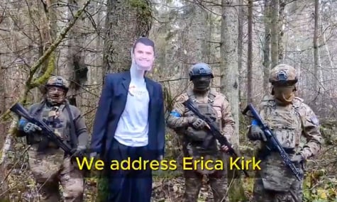 Інсценоване відео, на якому нібито українські військові погрожують вдові Чарлі Кірка Інсценоване відео, на якому нібито українські військові погрожують вдові Чарлі Кірка