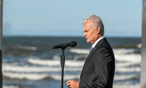 Президент Литви вважає, що росія навмисно дозволяє дронам залітати у країни Балтії через їхню підтримку України