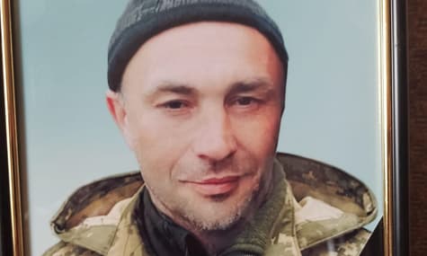 В ТрО «Север» говорят, что на видео расстрела украинского пленного — их боец. Его узнали мать и сын