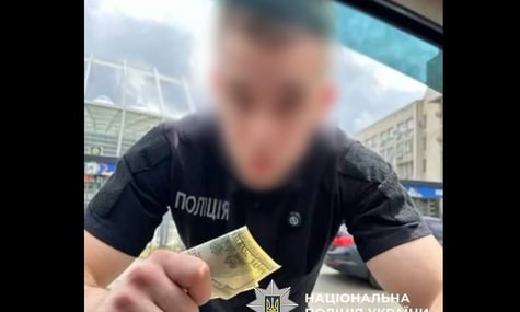 У Києві викрили блогерів, які фільмували псевдоперевірки у формі поліціянтів