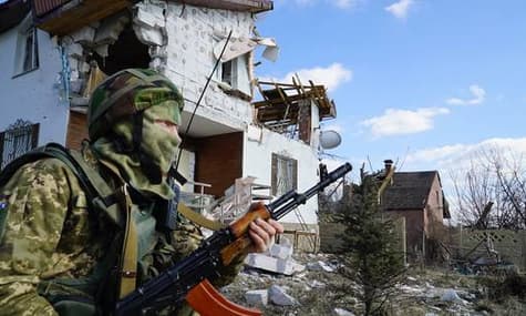 Meet Badass Frontline Signalmen from Eastern Ukraine