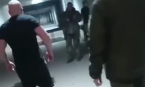 У мережі з'явилося відео з Житомирщини, на якому офіцер ударив солдата. Його відсторонили, почалося розслідування