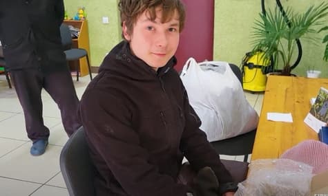 На Донеччині підліток сам просив про евакуацію. Опікуни не хотіли їхати, але відпустили його — поліція