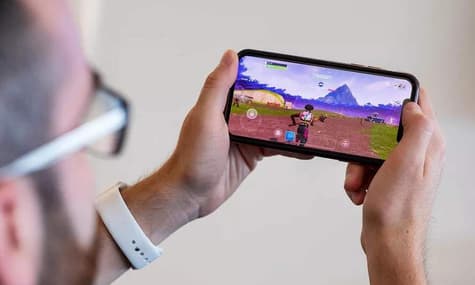Fortnite видалили з App Store через запровадження прямої оплати: у Epic Games та Apple будуть судові розборки