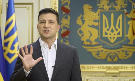 «Где взять билет в Ростов?»: Как украинцы отреагировали на «5 вопросов» от Зеленского