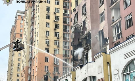 росіяни вдарили по Україні майже 500 дронами й 40 ракетами — Зеленський