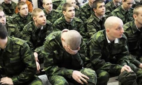 Пентагон: российским военным не хватает еды, боеприпасов, теплой одежды, а кораблям — топлива