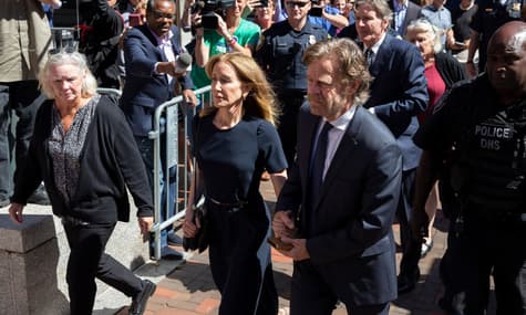 Актрисе с «Отчаянных домохозяек» дали 14 суток тюрьмы за взятку