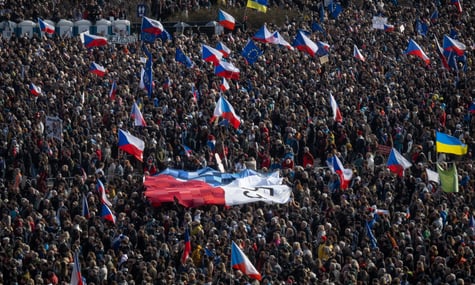 У Празі сотні тисяч людей вийшли на мітинг проти уряду Бабіша