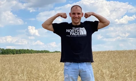 «Ніхто ні від кого не тікав, ніхто ні від кого не ховався». Водій кортежу Джолі, якого забирали в ТЦК, вийшов на зв'язок