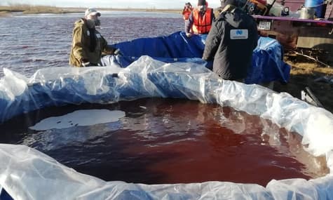 У российского Норильска в воду вылилось более 20 000 тонн дизеля. Последствия аварии не могут ликвидировать до сих пор