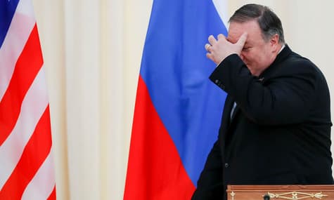 Діалог суперників: про що Помпео говорив із Путіним у Сочі?