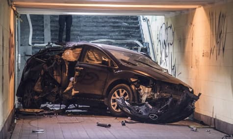 У Києві неподалік вокзалу авто влетіло у підземний перехід