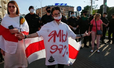 «Саша-три-відсотки»: що відбувається в Білорусі напередодні президентських виборів