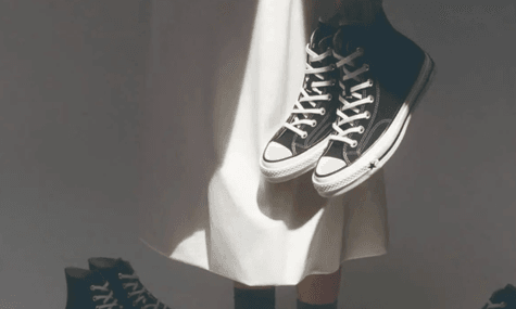 Нагадала Ку-клукс-клан і лінчування. Бренд Converse прибрав рекламу своїх кросівок через звинувачення в расизмі