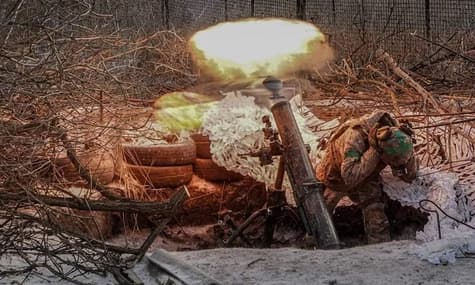 россияне ведут наступление на пяти направлениях, активно применяют авиацию — Генштаб