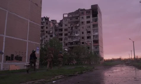 Військові, що обороняють Покровськ, ставлять під сумнів можливість зачистити місто через перевагу ворога