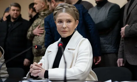 Суд дозволив Тимошенко спілкуватися з депутатами й пересуватись у межах України