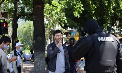 В Казахстане начались митинги оппозиции. Организовавшие их движения власти признали экстремистскими