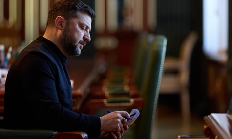 «У нас немає часу на все це лайно». Зеленський прокоментував участь Мединського у переговорах