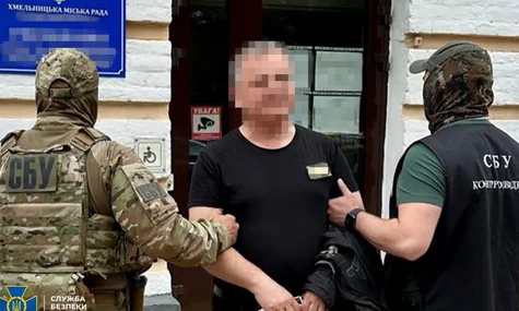 Чиновника Хмельницької міськради, який працював на ФСБ, засудили до 15 років за ґратами