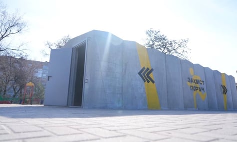 У Кличка заявили, що не мають права ставити мобільні укриття в Києві. КМВА відповіла: Не треба прикриватися папірцями