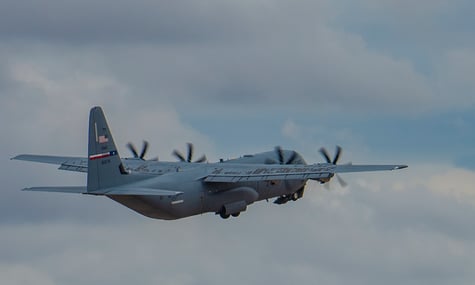 Перестрілки, ЦРУ і знищення евакуаційних літаків. Медіа розкрили деталі порятунку льотчика F-15, збитого над Іраном