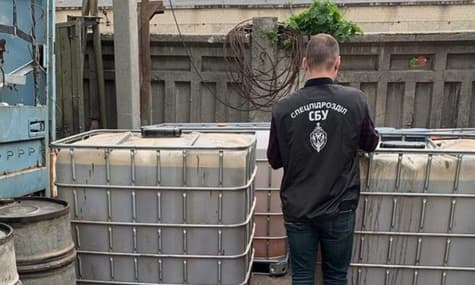 На Харьковщине руководство среднего звена центра обеспечения Вооруженных сил систематически крало топливо - СБУ