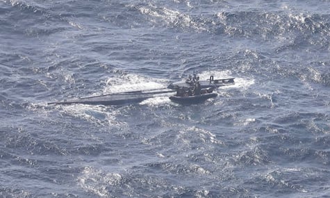 Португалія перехопила човен-«напівпідводник» з рекордними 9 тоннами кокаїну. Ще частина — затонула