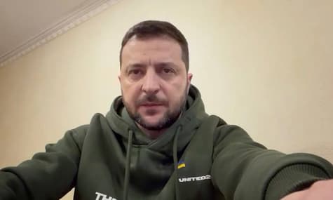 За день електрику повернули 6 млн українцям. Ремонт триває без перерви після вчорашніх обстрілів — Зеленський
